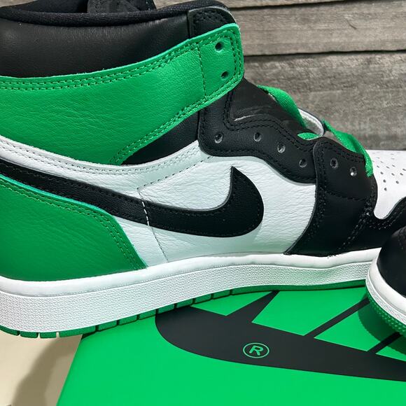 Nike Air Jordan 1 Retro High OG Black Lucky Green Men Sz 8.5 - Picture 13 of 16
